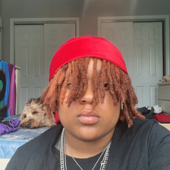 Meet your Posher, Timia - Picture 1 of 1